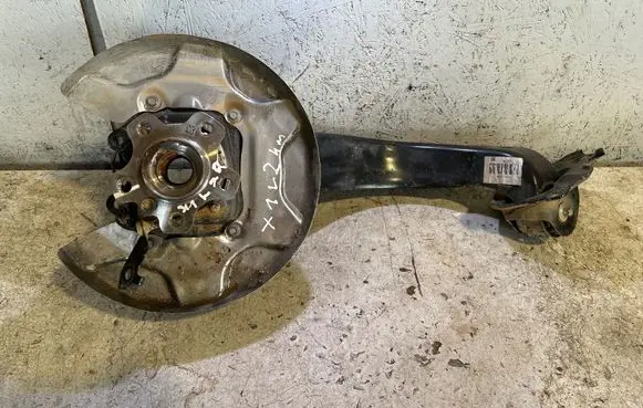 BMW X1 U11 Rear wheel hub