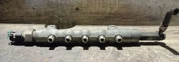Subaru Outback Fuel main line pipe