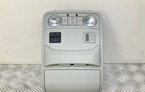 Volkswagen Tiguan Front seat light 1K8947105AT 1K0867489E