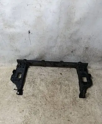 Hyundai i40 Radiator support slam panel