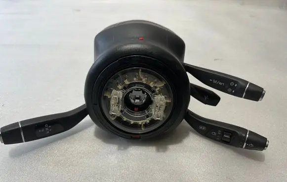 Mercedes-Benz GLC X253 C253 Wiper turn signal indicator stalk/switch A2059002223