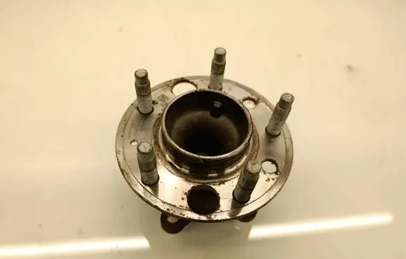 Buick Encore GX I Rear wheel ball bearing 13530971