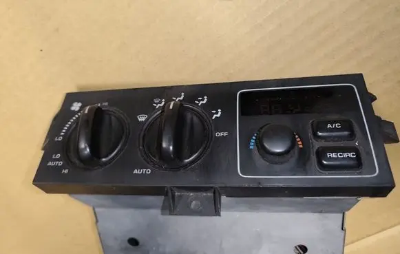 Jeep Grand Cherokee Climate control unit 55036048