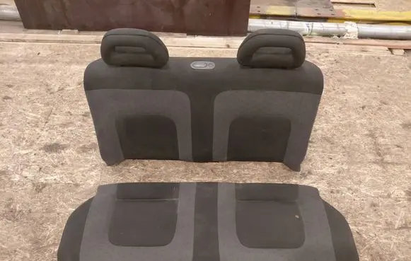 Rear seat
