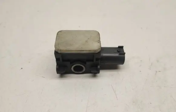 Mercedes-Benz ML W164 Airbag deployment crash/impact sensor A0038202926