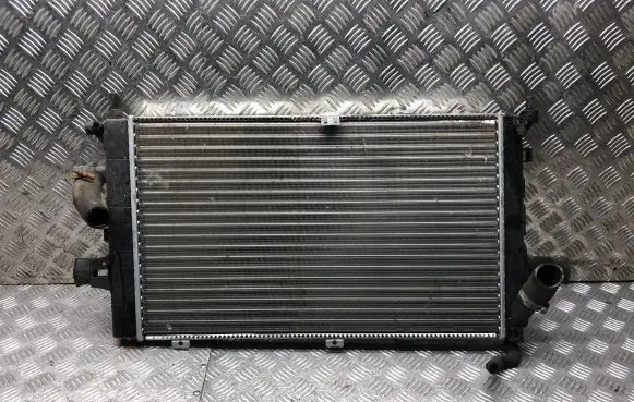 Opel Zafira B Coolant radiator