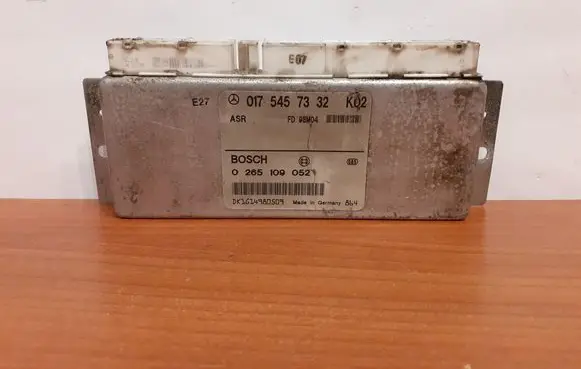 Mercedes-Benz E W210 ABS control unit/module 4714 0175457332