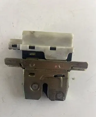 Renault Scenic RX Tailgate window lock/catch/latch 