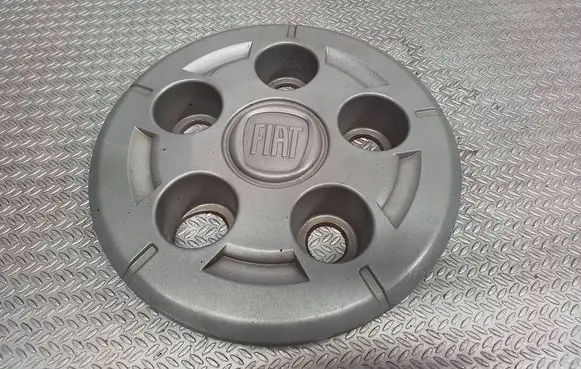Fiat Ducato R16 wheel hub/cap/trim 1358876080