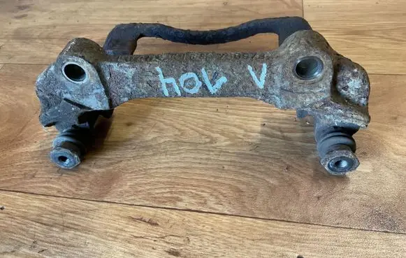 Renault Trafic II (X83) Front Brake Caliper Pad/Carrier 75693
