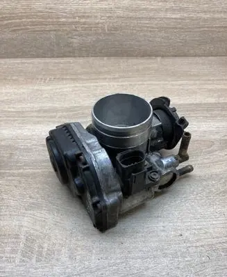 Volkswagen Bora Throttle valve 06A133064H 408237
