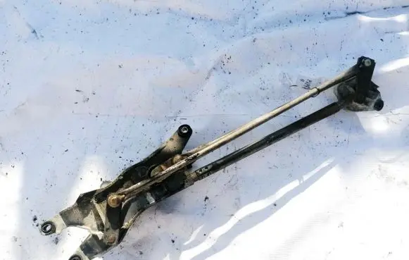 Chrysler Pacifica Front wiper linkage and motor
