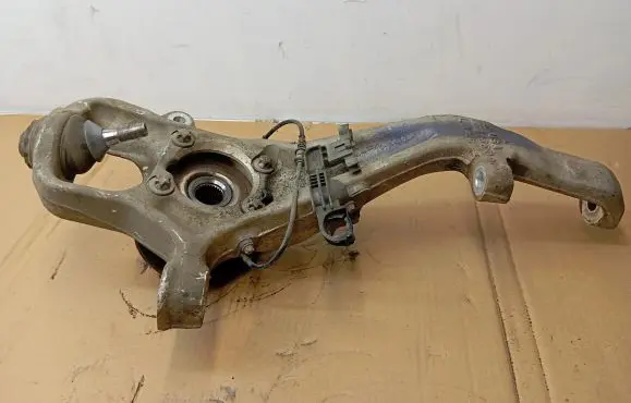 Mercedes-Benz GLE (W166 - C292) Front wheel hub A16609