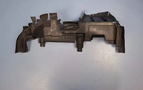 Audi A6 S6 C8 4K Intercooler air guide/duct channel 4K0121283R
