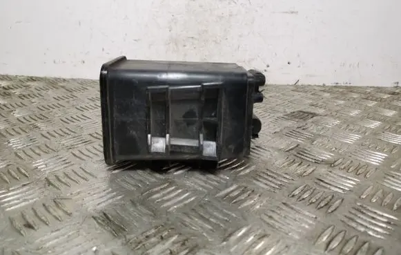 Mitsubishi Outlander Other engine bay part