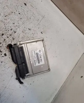 Volkswagen Touareg I Suspension control unit/module 7L0907553J C3232183125