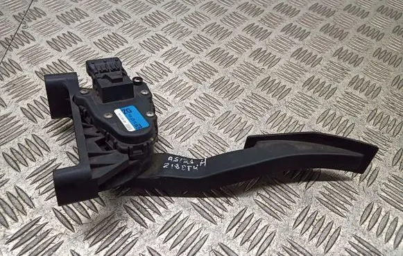 Opel Astra H Accelerator pedal position sensor 24427004