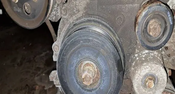 KIA Sorento Crankshaft pulley 
