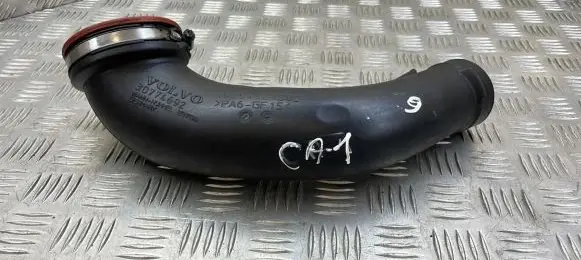 Volvo V70 Intercooler hose/pipe 30774692