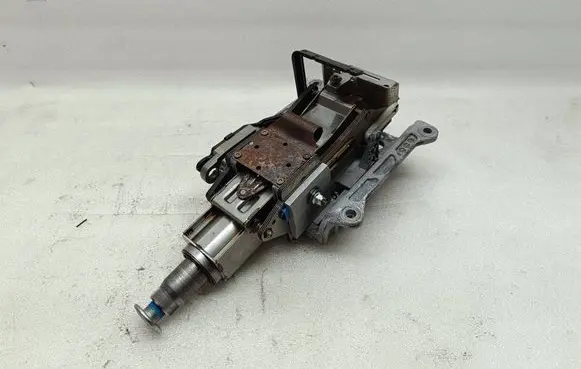 Audi A6 S6 C6 4F Steering wheel axle 4F0419501J 05052601