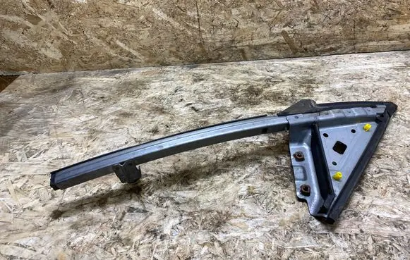 Nissan 350Z Front door windshield rail 