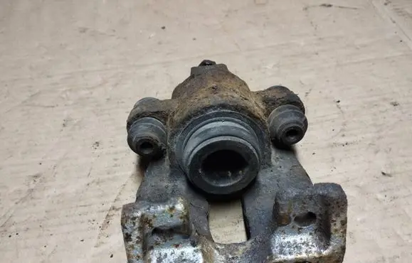 Chrysler Pacifica Rear brake caliper