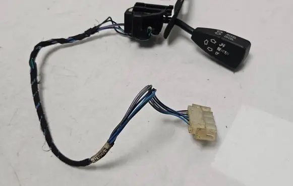 BMW Z3 E36 Cruise control switch 8360926