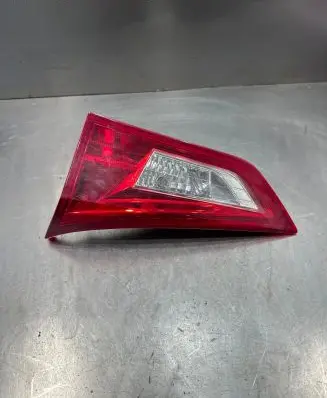 Toyota Auris E180 Tailgate rear/tail lights