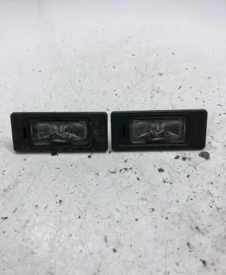 Volkswagen PASSAT B8 Number plate light 5NA943021