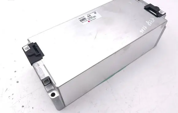 Jaguar I-Pace Hybrid / Electric Car Battery Cell AMDAU0168B JLRX590BEV