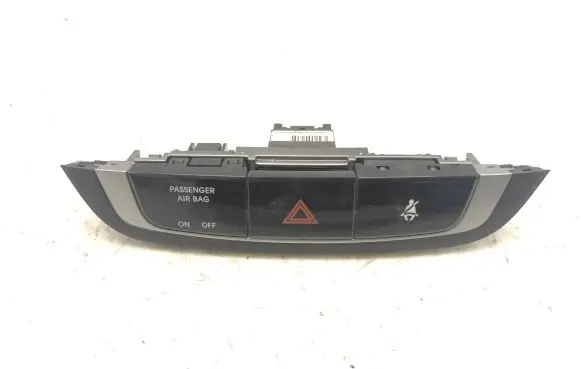 Hyundai ix35 Hazard light switch 847402S450TAN 937902S100BLH