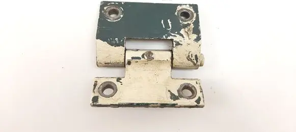 Mercedes-Benz COMPAKT W115 Front door lower hinge 