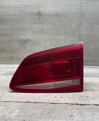 Volkswagen PASSAT B7 Tailgate rear/tail lights 3AF945094K