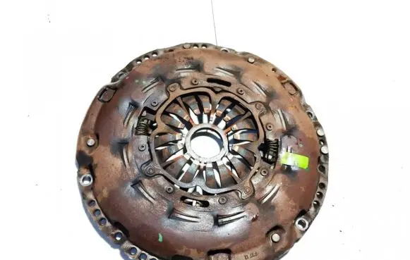 Toyota Corolla Verso AR10 Pressure plate 