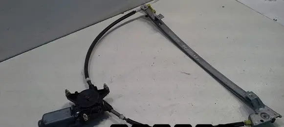 Renault Megane I Front door window regulator with motor 
