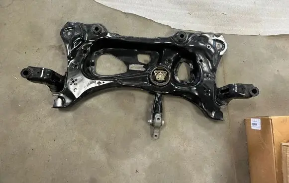 Audi Q3 8U Front subframe 5Q0199315