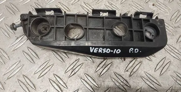 Toyota Verso Front bumper mounting bracket 525350F020