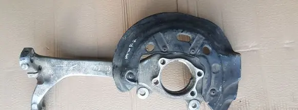Audi A8 S8 D3 4E Front wheel hub 4E0258