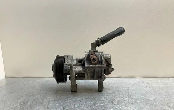 BMW 5 F10 F11 Power steering pump 679649303