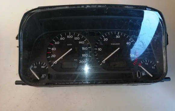 Volkswagen Golf III Speedometer (instrument cluster) 1H0919860H
