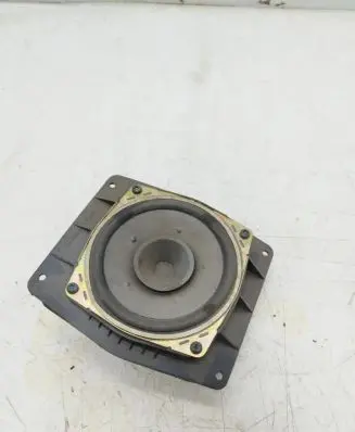 Mitsubishi Space Star Front door speaker MR285934 902275498521 00121417A