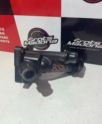Thermostat/thermostat housing