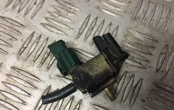 Nissan Almera Tino Turbo solenoid valve AESA12329 AESA123-29