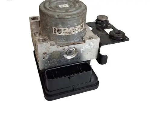 Renault Trafic III (X82) ABS Pump 476601418R 93459794