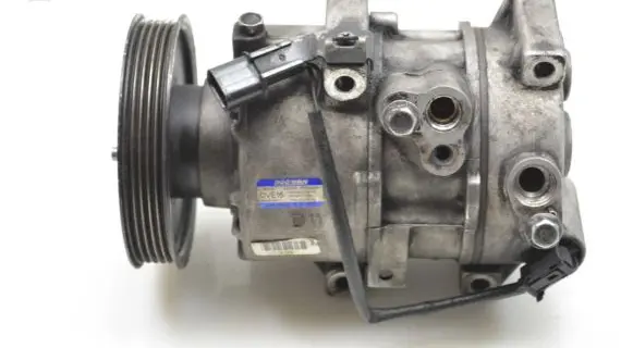 Hyundai i40 Air conditioning (A/C) compressor (pump) 1037E05400