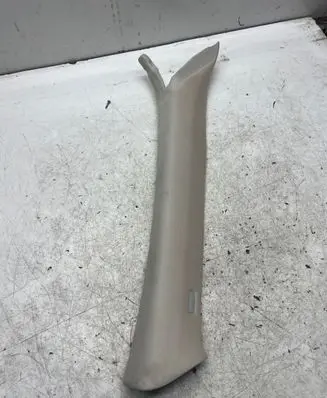 Volkswagen Touareg II (A) pillar trim 7P6867234T 1062820010T