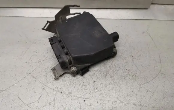 Volkswagen PASSAT B6 Turbo solenoid valve 3C0906625