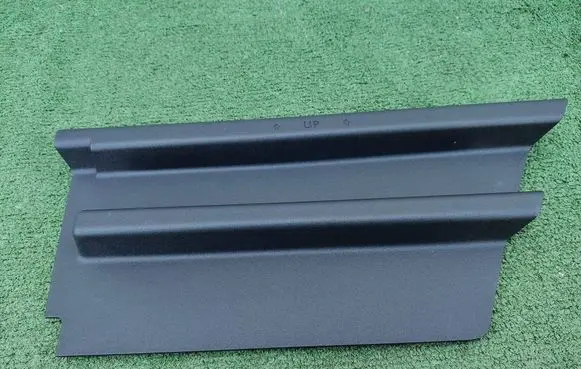 Volkswagen Tiguan Trunk/boot side trim panel 571867461