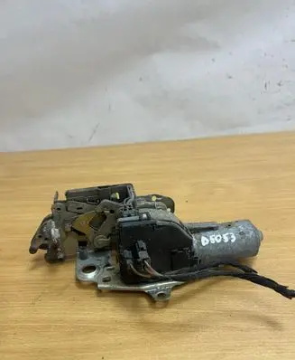 Mercedes-Benz E W210 Rear window wiper motor A2107400536 D5053