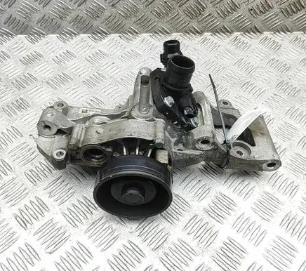 BMW X1 F48 F49 Water pump 8601366